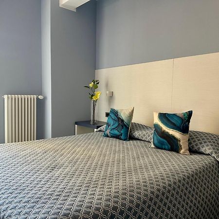 Real Rooms Dalia La Spezia Exterior photo