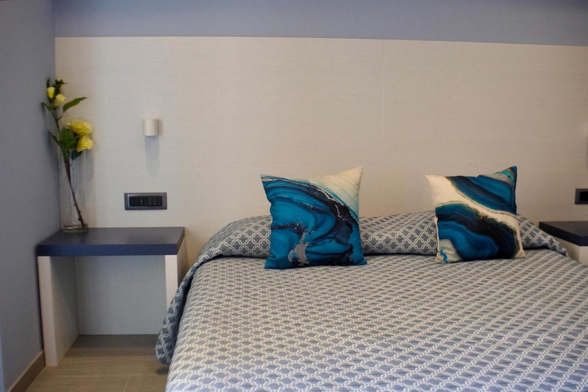 Real Rooms Dalia La Spezia Exterior photo